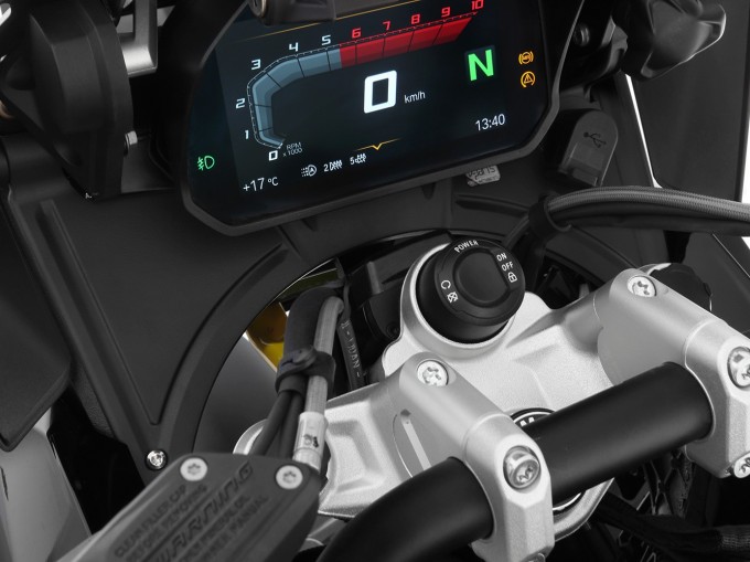 Обтекатель кокпита