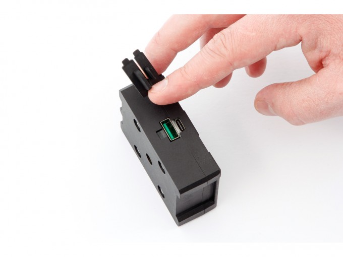 USB-зарядное устройство Wunderlich - SP Connect - черный