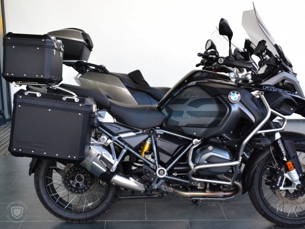 Топкейс чорний 32л