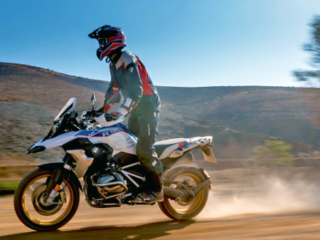 Мотошина Michelin Anakee Adventure 120/70 R19