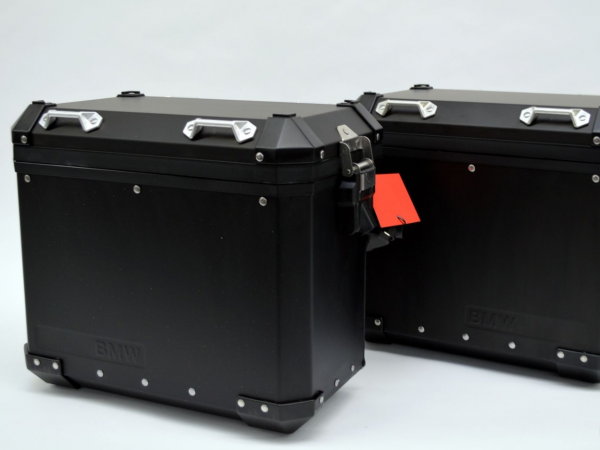 Кофр металевий правий 38л BMW