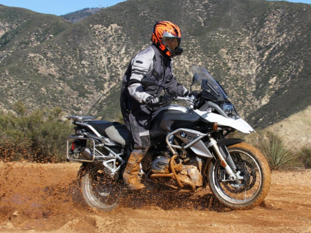 Мотошина Michelin Anakee Adventure 120/70 R19