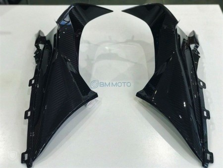 Боковой обтекатель справа карбон BMW S1000RR