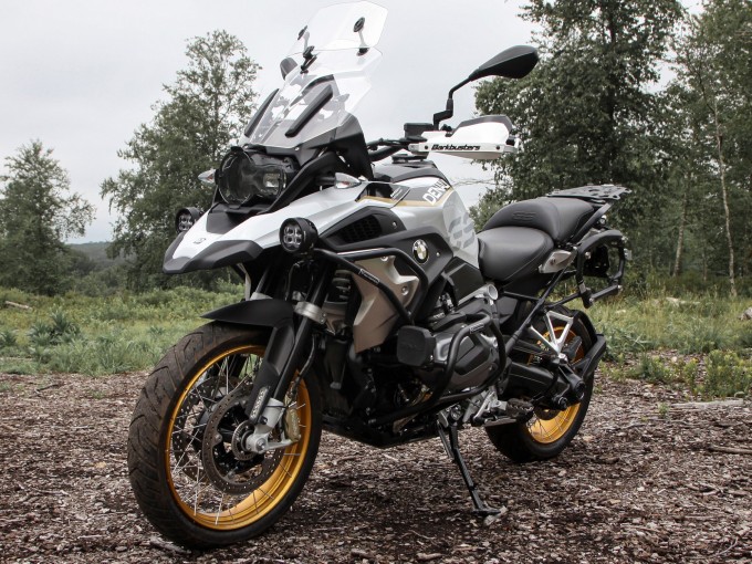 Противотуманная фара Denali D3 LED с технологией DataDim™