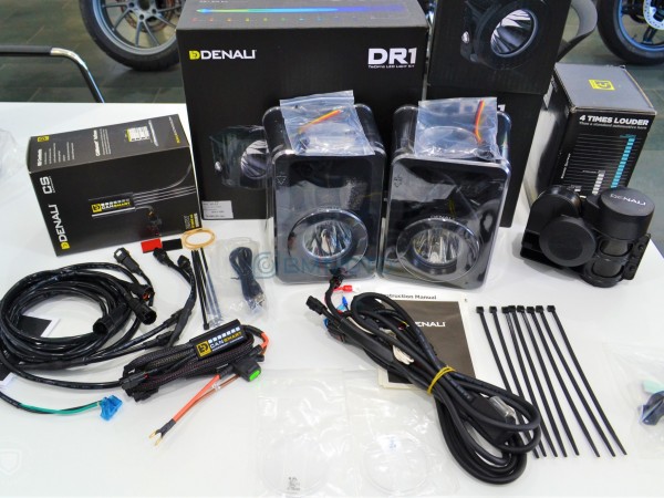 Контролер Plug-N-Play DENALI 2.0 CANsmart для BMW R1200/R1250