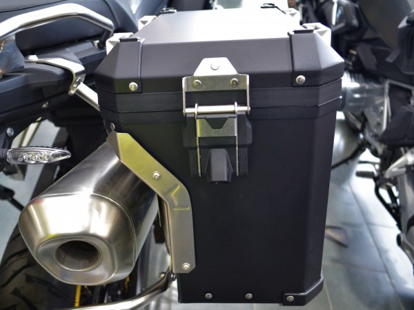 Кофр металевий правий 38л BMW