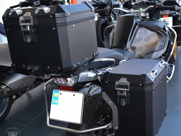 Кофр металевий правий 38л BMW