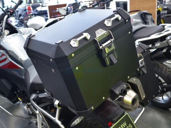 Топкейс чорний 32л